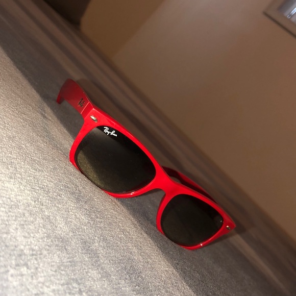 Junior Ray bans